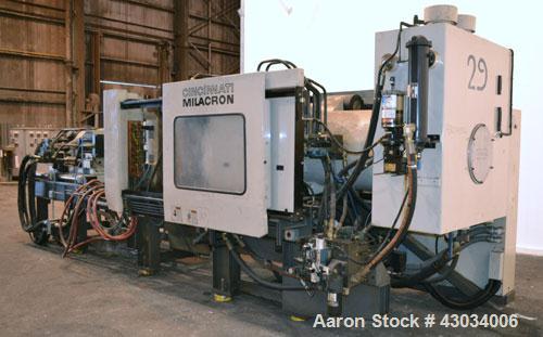 Used Cincinnati Milacron 400Ton Hydraulic Horizontal Injection Mold Machine, Model MH-400-41. Approximate 41 ounce shot size. 2.750" Diameter screw size, 20 to 1 U.D. ratio. Approximate 5" diameter t...