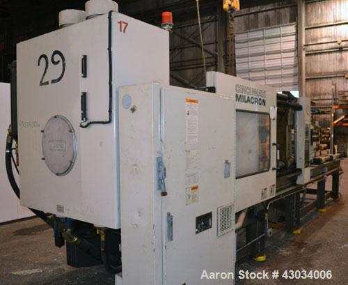 Used Cincinnati Milacron 400Ton Hydraulic Horizontal Injection Mold Machine, Model MH-400-41. Approximate 41 ounce shot size. 2.750" Diameter screw size, 20 to 1 U.D. ratio. Approximate 5" diameter t...