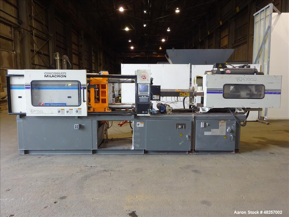 Used Cincinnati Milacron Injection Mold Machine