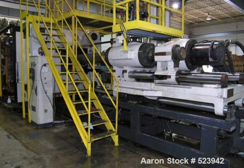 USED: Cincinnati Milacron 2,450 ton, model VL2450-352, injectionmolding machine, 362 oz. Manufactured 1998. Tie bar spacing 72.44" x62.99". Daylight 141.73". 175 hp. Equipped with Camac 486 control,C...