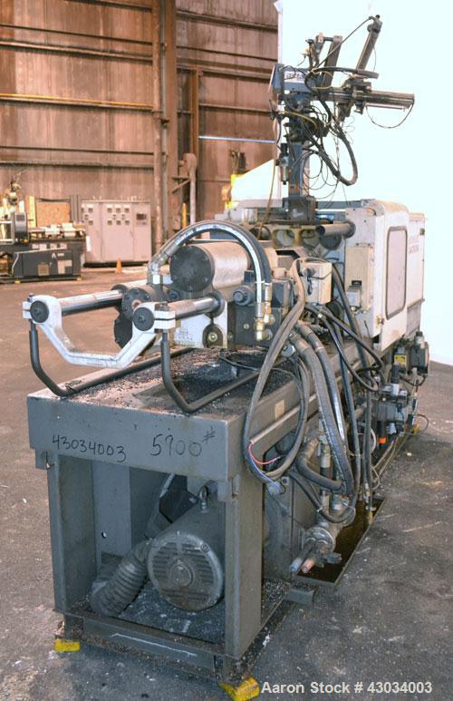 Used Cincinnati Milacron Vista V Series Toggle Injection Mold Machine, 55 Ton, Model VST-55-4.447. Clamp force 55 ton, clamp stroke 11.02", maximum daylight 24.8". Mold height maximum/minimum 13.78"/...