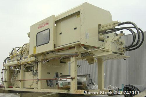 Used Cincinnati Milacron Vista Toggle Horizontal Injection Molder, 85 Ton, Model VST85-5CE. Clamp force 85 ton, clamp stroke 11", maximum daylight 24". Mold height maximum/minimum 13"/4.9". Platen si...