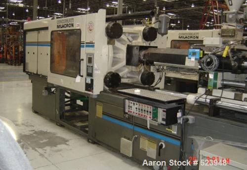 USED: Cincinnati Milacron 440 ton, model VT-440-54, injectionmolding machine, 54 oz. Manufactured 1995. Tie bar spacing 28.9" x28.9". Platen size 39.4" x 39.4". Clamp type toggle, clamp stroke25.6". ...