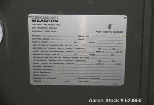 USED: Cincinnati Milacron 440 ton, model VT440-54, injection moldingmachine, 54 oz. Manufactured 1997. Tie bar spacing 28.9" x 28.9".Platen 39.4" x 39.4". Tie bar spacing 28.9" x 28.9". Clamp toggle,...