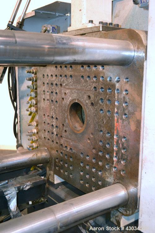 Used Ferromatik Milacron Vista V Series Toggle Injection Molder, 85 Ton, Model VV-85-4.44. Clamp stroke 11", maximum daylight 24". Mold height maximum/minimum 13"/4.9". Platen size 22" x 19.7". Tie r...
