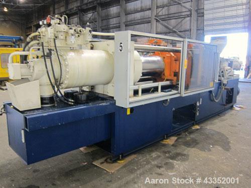 Used Krauss Maffei Horizontal Injection Molder, 250 Tons, Model 250-1650 B2