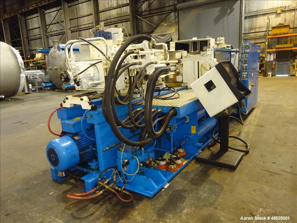 Used Nestal Horizontal Injection Mold Machine, Model HP1000/445