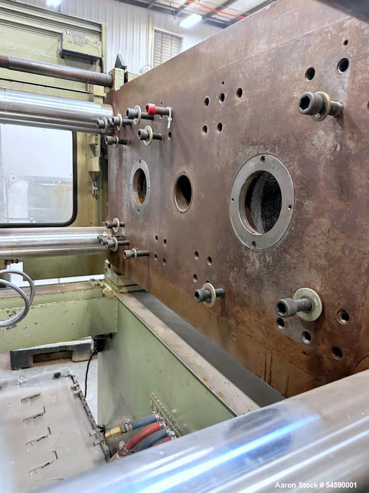 Used 1996 Nissei DC200-25ASE 220-Ton Two-Shot Injection Molding Machine with Yushin Servo Robot