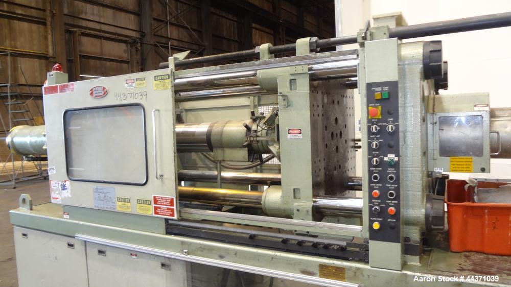 Used Nissei Hydraulic Injection Mold Machine, Approximate 286 Ton, Model FS260S71ASE. Hydraulic Clamp, Shot Size 29.8 Oz., Screw Size 71mm ("C"), Tie Bar Spacing 24" x 24", Platen Size 35-1/2" x 35-1...