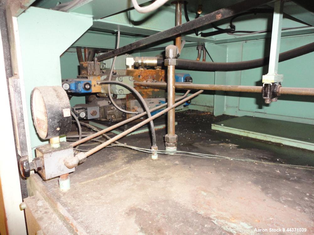 Used Nissei Hydraulic Injection Mold Machine, Approximate 286 Ton, Model FS260S71ASE. Hydraulic Clamp, Shot Size 29.8 Oz., Screw Size 71mm ("C"), Tie Bar Spacing 24" x 24", Platen Size 35-1/2" x 35-1...