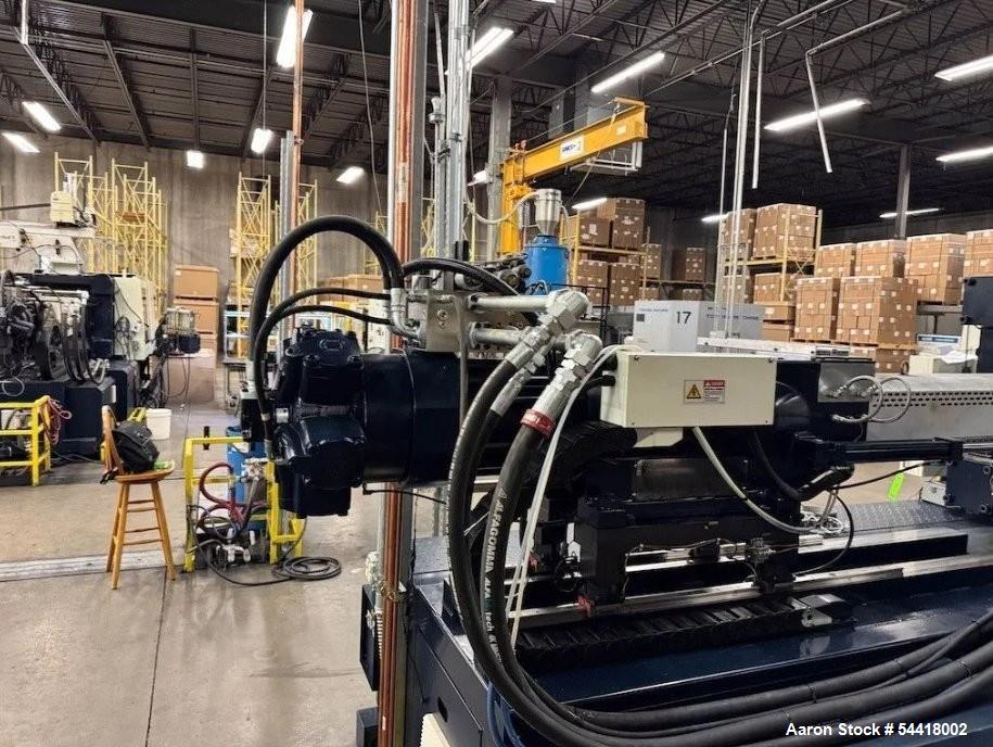 Used Woojin TH500S 496 Ton Injection Molding Machine (2017) with Keba Controls & Core Pull for Heavy-Duty Production