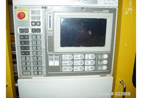 USED: Toshiba 390 ton, model ISGS390V10-27B, injection molding machine, 63 oz. Manufactured 2002. Tie bar spacing 28.7" x 28.7".Platen dimensions 40.1" x 40.1". Daylight (open/closed) 49.2"/11.8".Cla...