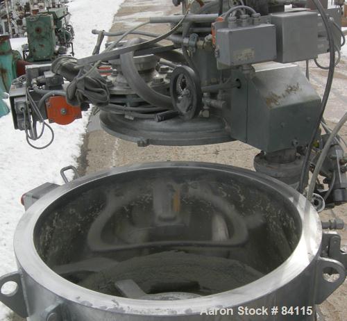 Used Papenmeier Mixer/Cooler Combo Consisting Of: (1) Model TS160 high intensity mixer, 316 stainless steel. Carbon steel jacketed bowl 23" diameter x 24" deep. Swing away top cover, 3 tier blade, 8"...