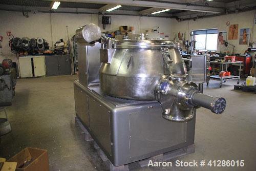 Used Diosna P400 A Vertical Granulator Mixer for humidified and dried product. Capacity 180 - 220 kilos. Unit comprised of (1) tank, inside dimensions 43.3" x 22" (1100 x 560 mm), flat bottom with di...