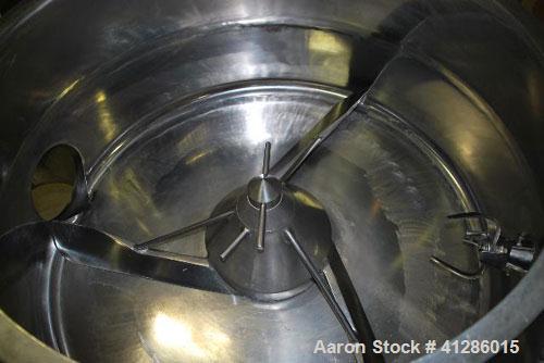Used Diosna P400 A Vertical Granulator Mixer for humidified and dried product. Capacity 180 - 220 kilos. Unit comprised of (1) tank, inside dimensions 43.3" x 22" (1100 x 560 mm), flat bottom with di...