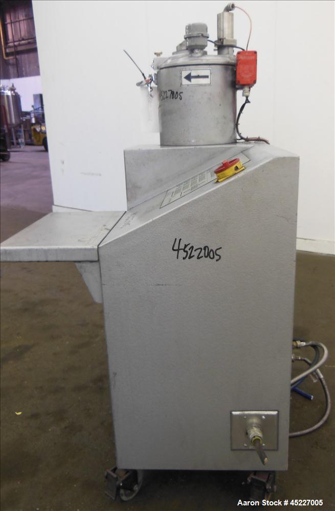 Used Henschel Model FM-10 Mixer, fluidizing mixer. Bowl is 9 1/2" diameter x 9" deep, 316 stainless steel, blades are 304 stainless steel. Total capacity 9 L, mixer speed 600 to 4000 rpm driven by a ...