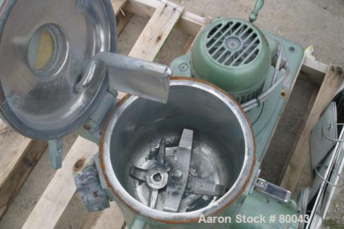 Used Henschel High Intensity Lab Mixer, Model FM-10, 10 Liter (.35 cubic feet) Capacity, 316 Stainless Steel. Carbon steel jacketed bowl 9" diameter x 9" deep. Hinged top cover with baffle, 2 tier bl...