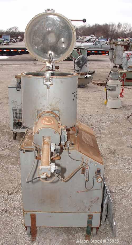 Used Henschel High Intensity Mixer, Model FM 40D, 321 Stainless Steel.32 Liter (1.1 Cubic Feet) Working Capacity ( 40 liter/1.4 cubic feet total). Carbon steel jacketed bowl, 15" diameter x 14" deep,...