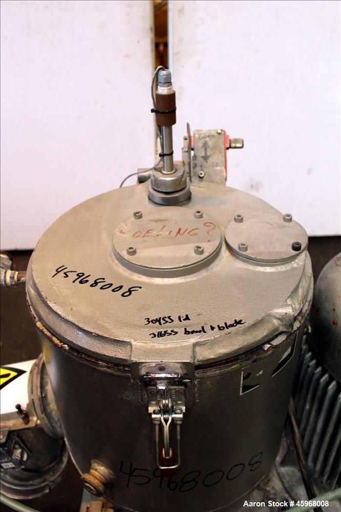 Used Henschel High Intensive Mixer, Model FM40D, 40 Liter (1.4 cubic feet) Capacity. Carbon steel jacket bowl 15" diameter x 14-1/4" deep 316 stainless steel contact parts. Hinged 304 stainless steel...