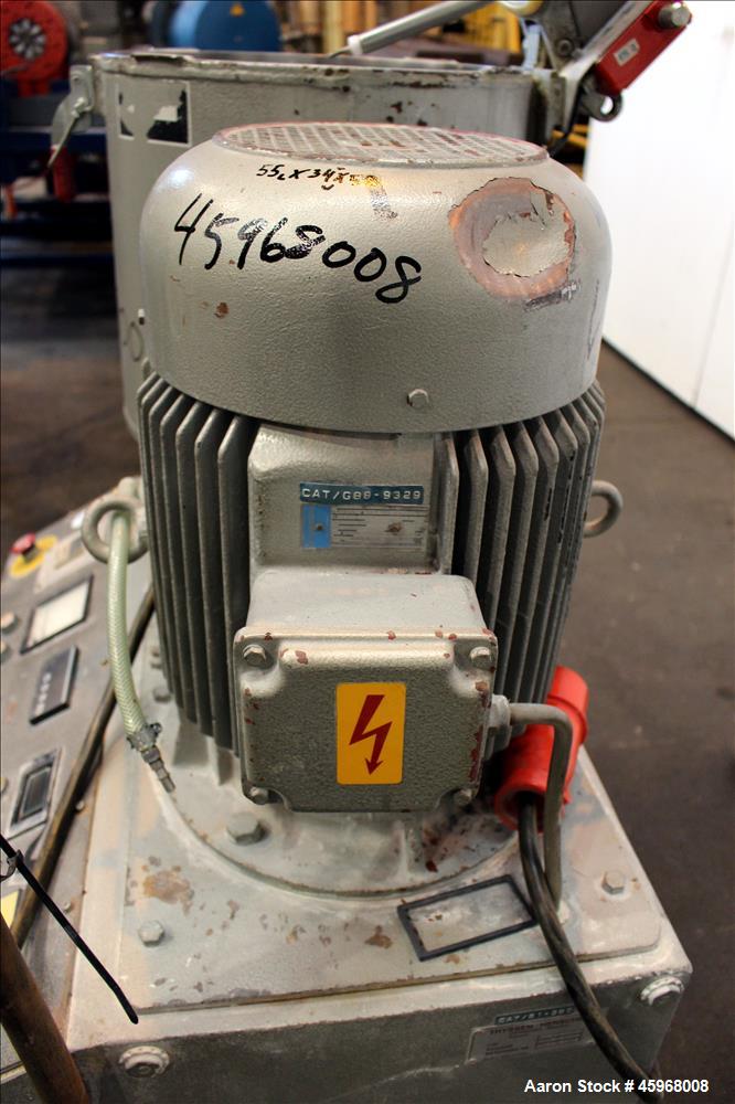 Used Henschel High Intensive Mixer, Model FM40D, 40 Liter (1.4 cubic feet) Capacity. Carbon steel jacket bowl 15" diameter x 14-1/4" deep 316 stainless steel contact parts. Hinged 304 stainless steel...