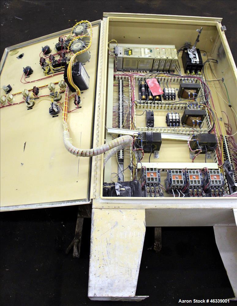 Used Henschel HU Series Medium Intensity Mixer, Model HU-500, 304 Stainless Steel. 500 Liter (17.5 cubic feet) total capacity, 400 liter (14 cubic feet) working, batch size 200 kilograms (440 pounds)...