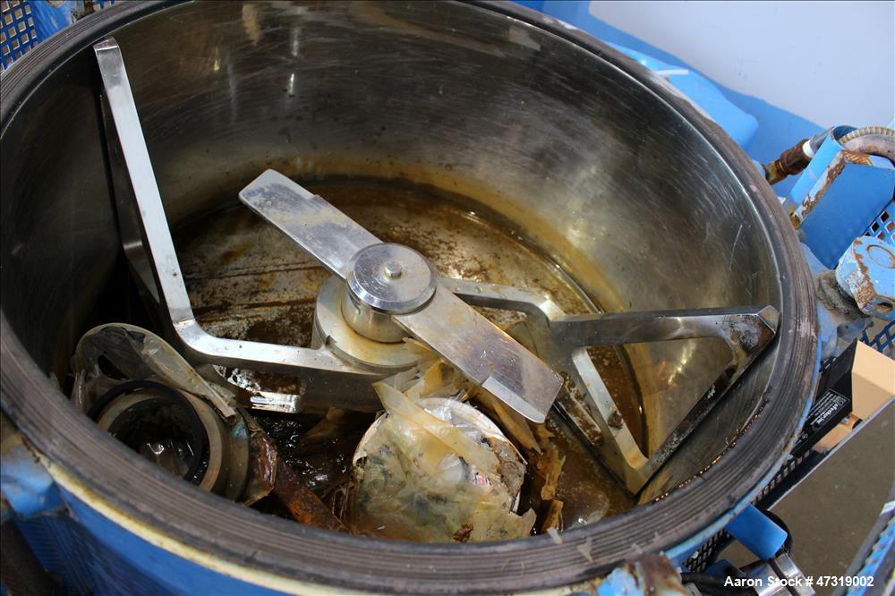 Used Mixaco High Intensity Container Mixer, Model CM 300 WA-D, Working Capacity 240 Liter, Total Capacity 300 Liter. Rotating mixing chamber approximate 28" diameter x 14-1/2" deep, with (1) tier mix...