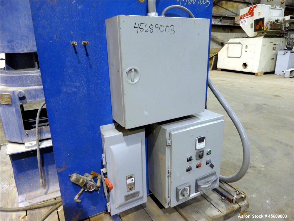 Used Papenmier High Intensity Mixer, 200 Liter (7 Cubic Feet), Model TSAHK200, 316 Stainless Steel. Carbon steel jacketed bowl approximate 24" diameter x 24" deep. 2-Tier blade. Driven by a 50hp, 3/6...