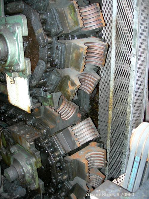 USED:Corma corrugator, model 600. 4" mold blocks, 118" long. Twoblowers for mold cooling. 4" single wall die head, approx 1 hpvertical adjustment motor. Main drive is a 5 hp motor thru areducer. Unit...