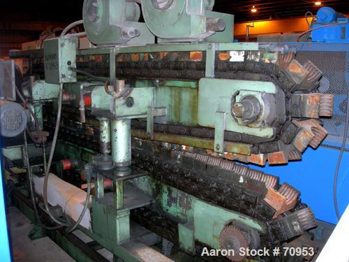 USED:Corma corrugator, model 600. 4" mold blocks, 118" long. Twoblowers for mold cooling. 4" single wall die head, approx 1 hpvertical adjustment motor. Main drive is a 5 hp motor thru areducer. Unit...