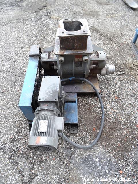 Used 6" Deltaplast extruder, 32 to 1 L/D ratio. Electrically heated, water cooled, jacketed feed section, thru Hamilton gearbox with 17.75 to 1 gearbox ratio, 300 hp DC motor with SCR controller, mai...