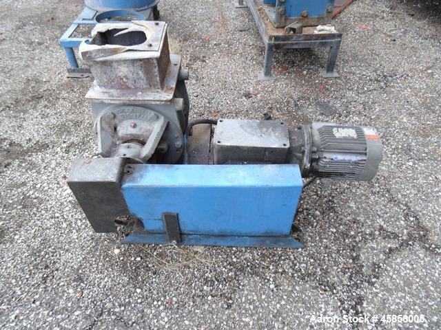 Used 6" Deltaplast extruder, 32 to 1 L/D ratio. Electrically heated, water cooled, jacketed feed section, thru Hamilton gearbox with 17.75 to 1 gearbox ratio, 300 hp DC motor with SCR controller, mai...