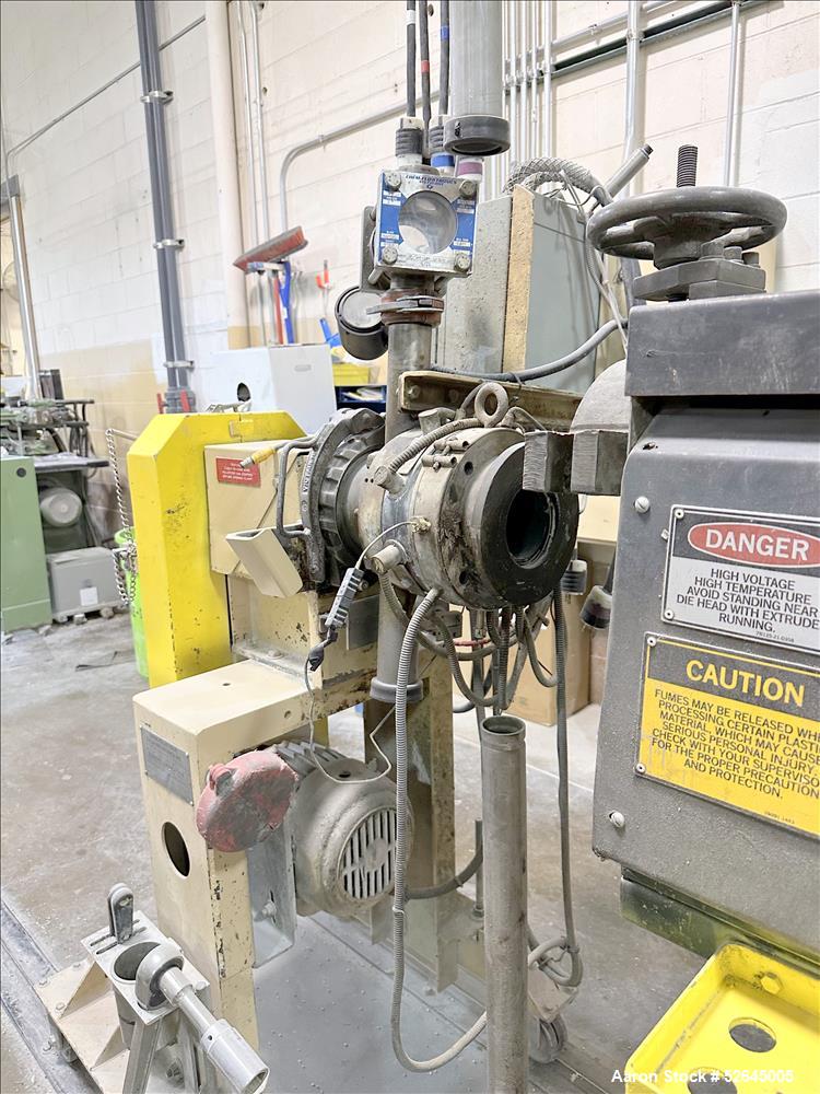 Used HPM Single Screw Pelletizing Line Consisting Of: (1) HPM 3-1/2'' single screw extruder, Model 3.5TMC, Serial # 88342. Approximately 40 to 1 L/D ratio. Electrically heated, air cooled 6 zone side...