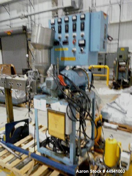Used Killion Lab Pelletizing Line consisting of:  (1) Killion 1.25" diameter single screw extruder, approximately 30 to 1 L/D ratio.  (3) Zone electrically heated, air cooled barrel.  Gearbox is driv...