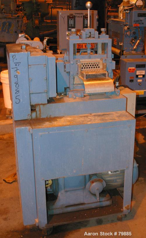 USED: Killion 1-1/2" single screw extruder, 24:1 L/D ratio. Electrically heated, air cooled. (3) zone vented barrel, water cooled feed throat with hopper. Requires an approx 10 hp DC motor. Has Dodge...