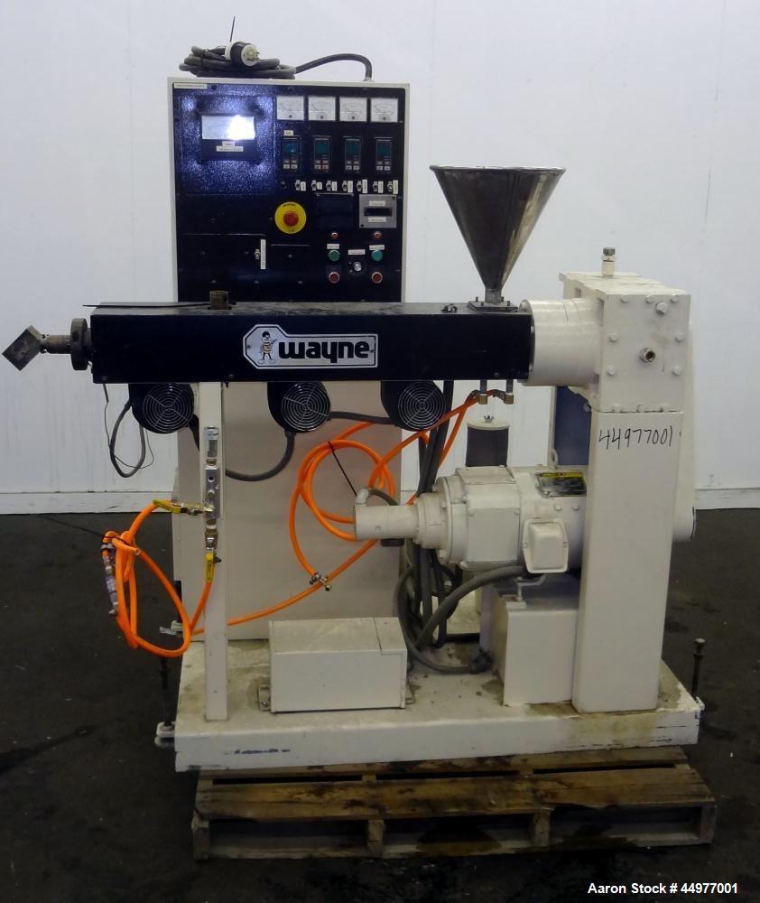 Used Wayne Machine Pelletizing Line consisting of:  (1) Wayne Machine 1-1/2" single screw extruder. Approximately 24 to 1 L/D ratio. Electrically heated, air cooled top vented barrel. Water cooled fe...