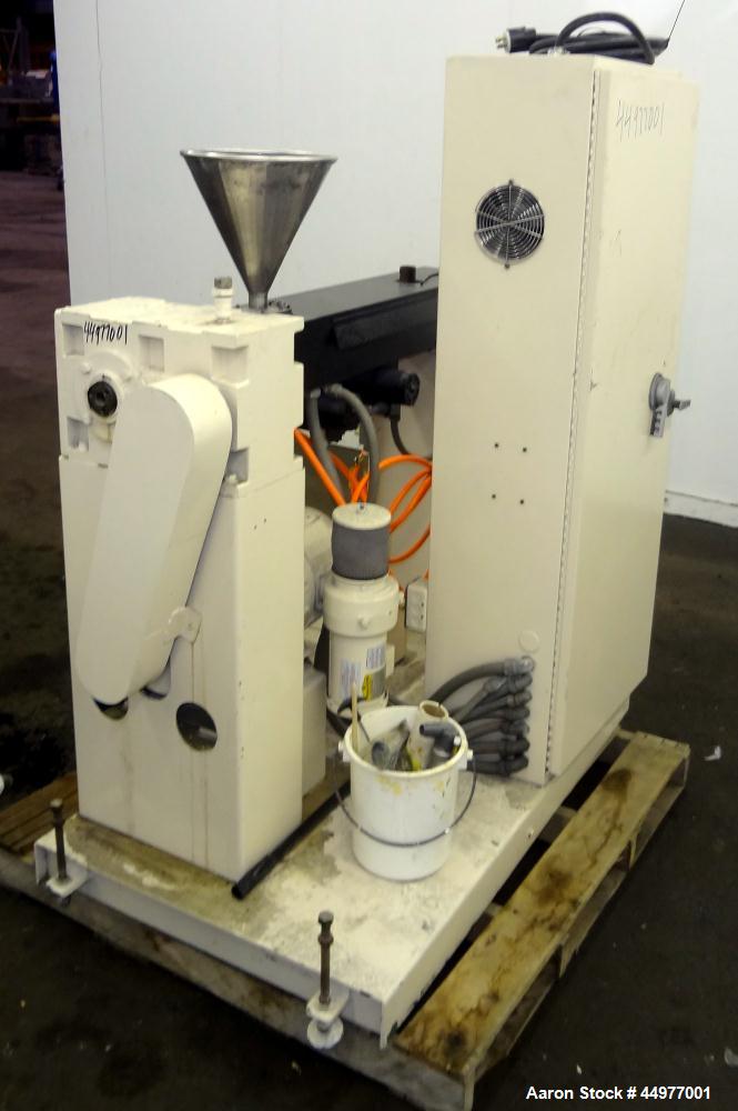 Used Wayne Machine Pelletizing Line consisting of:  (1) Wayne Machine 1-1/2" single screw extruder. Approximately 24 to 1 L/D ratio. Electrically heated, air cooled top vented barrel. Water cooled fe...