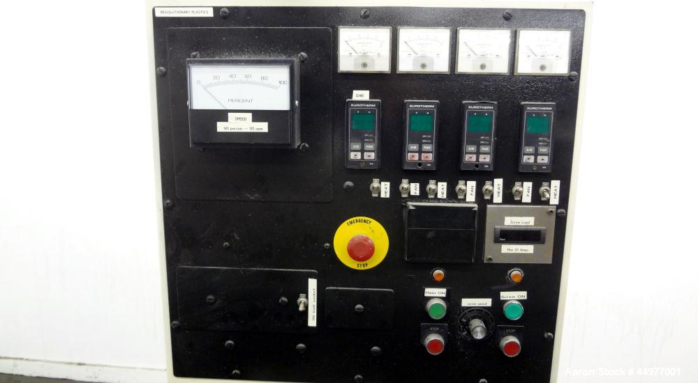 Used Wayne Machine Pelletizing Line consisting of:  (1) Wayne Machine 1-1/2" single screw extruder. Approximately 24 to 1 L/D ratio. Electrically heated, air cooled top vented barrel. Water cooled fe...
