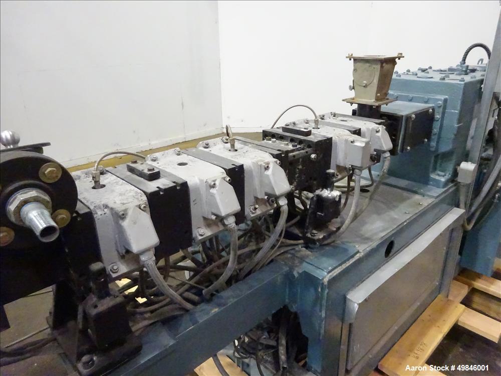 Used Twin Screw Pelletizing Line.
