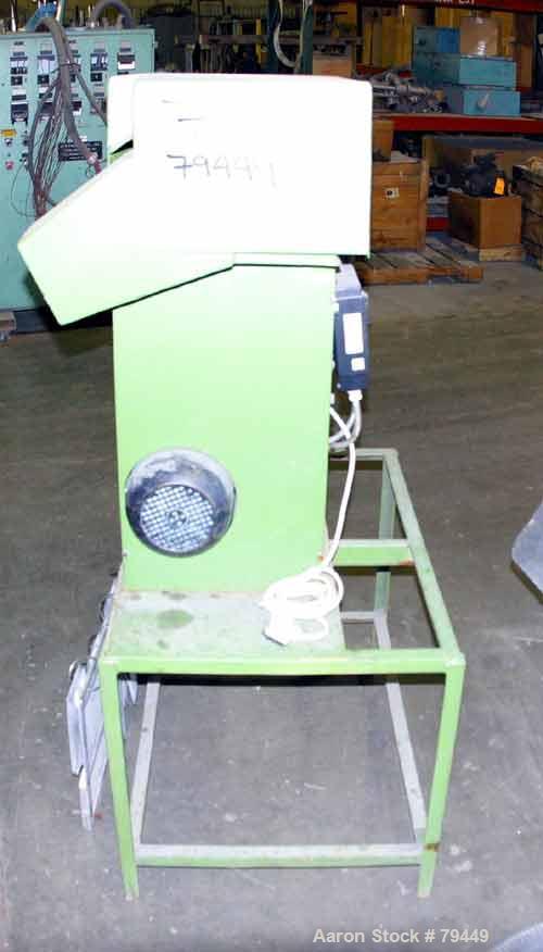 USED: Pelletizer 3" wide, 8 blade rotor. (1) metal, (1) rubber pull roll. Driven by an approximate 3 kw motor with Cheetah drive panel. Unit mounted on stand.