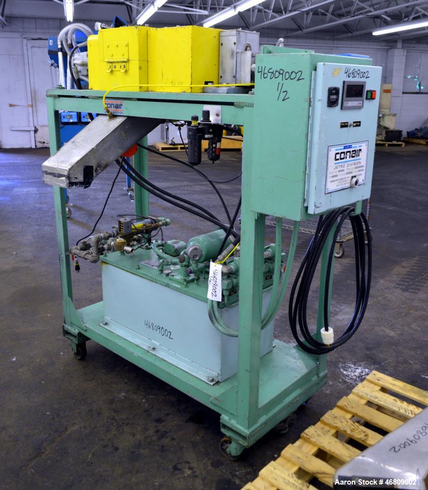 Used Conair Jetro Pelletizer, Model 206. Approximate 6-1/2" wide X 8" diameter (48) blade helical rotor. (1) Rubber, (1) metal pull rolls. Hydraulically driven by a Jetro power pack, 5hp, 3/60/220/44...