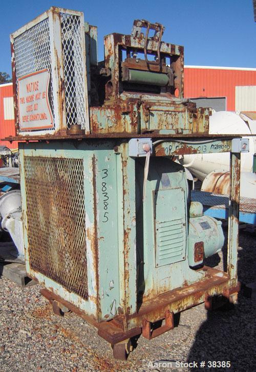 Used Cumberland 14" Strand Type Pelletizer, Size 14. 12 bolt on knife rotor. Rotor and pull rolls are driven by an approximate 15 hp vari-speed motor. Manual top pull roll. Mounted on a frame with ca...