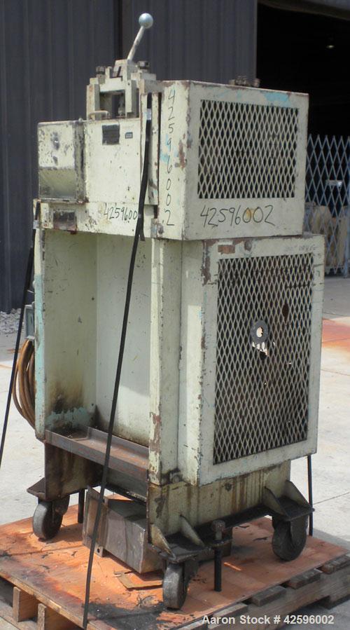 Used Cumberland Pelletizer, Size 6. Approximate 6" diameter x 6-1/2" wide 8 bolt- on blade rotor. Approximate 4" diameter pull roll. Driven by an approximate 5 hp varispeed motor. Mounted on casters.