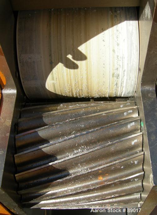USED: Killion strand pelletizer, model 4"Pell. Approximate 4" diameter x 4" wide 20 blade helical rotor. (1) Rubber, (1) metal pneumatically adjustable pull roll. Driven by a 2 hp, 180 volt, 1750 rpm...