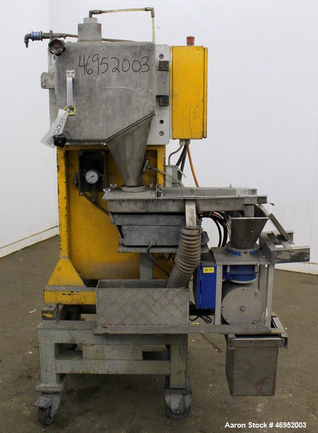 Used Scheer Pelletizer, Model SGS 100-E. 100mm (3.93") Wide x 200mm (7.87") diameter (32) fixed blade rotor. (1) Metal, (1) rubber pull rolls. Driven by a 2.2kw (2.94hp), 3/50/208/380 volt, 1415 rpm ...