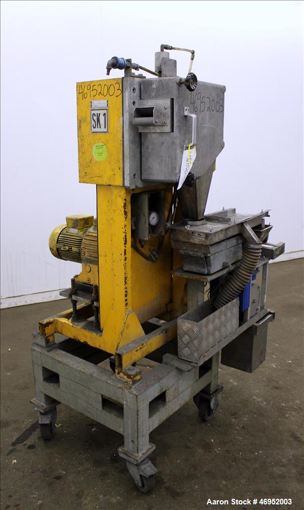 Used Scheer Pelletizer, Model SGS 100-E. 100mm (3.93") Wide x 200mm (7.87") diameter (32) fixed blade rotor. (1) Metal, (1) rubber pull rolls. Driven by a 2.2kw (2.94hp), 3/50/208/380 volt, 1415 rpm ...