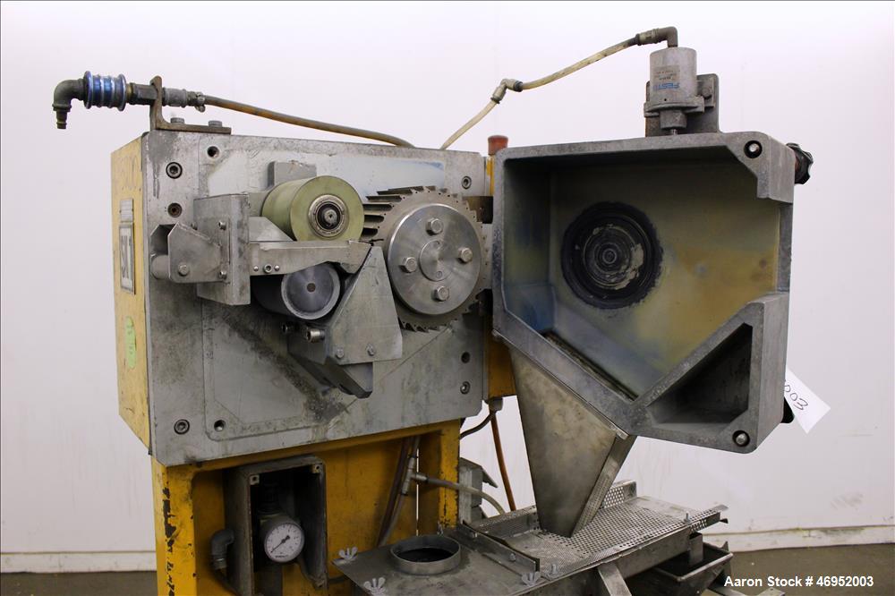 Used Scheer Pelletizer, Model SGS 100-E. 100mm (3.93") Wide x 200mm (7.87") diameter (32) fixed blade rotor. (1) Metal, (1) rubber pull rolls. Driven by a 2.2kw (2.94hp), 3/50/208/380 volt, 1415 rpm ...