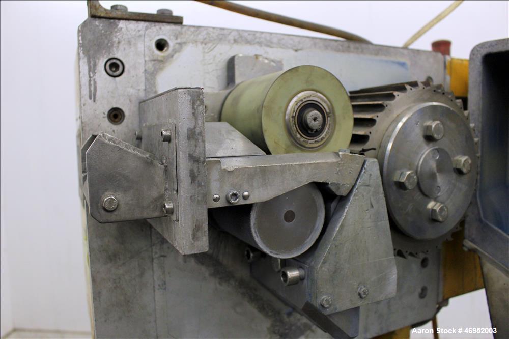 Used Scheer Pelletizer, Model SGS 100-E. 100mm (3.93") Wide x 200mm (7.87") diameter (32) fixed blade rotor. (1) Metal, (1) rubber pull rolls. Driven by a 2.2kw (2.94hp), 3/50/208/380 volt, 1415 rpm ...