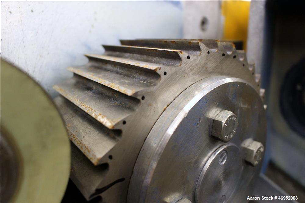 Used Scheer Pelletizer, Model SGS 100-E. 100mm (3.93") Wide x 200mm (7.87") diameter (32) fixed blade rotor. (1) Metal, (1) rubber pull rolls. Driven by a 2.2kw (2.94hp), 3/50/208/380 volt, 1415 rpm ...