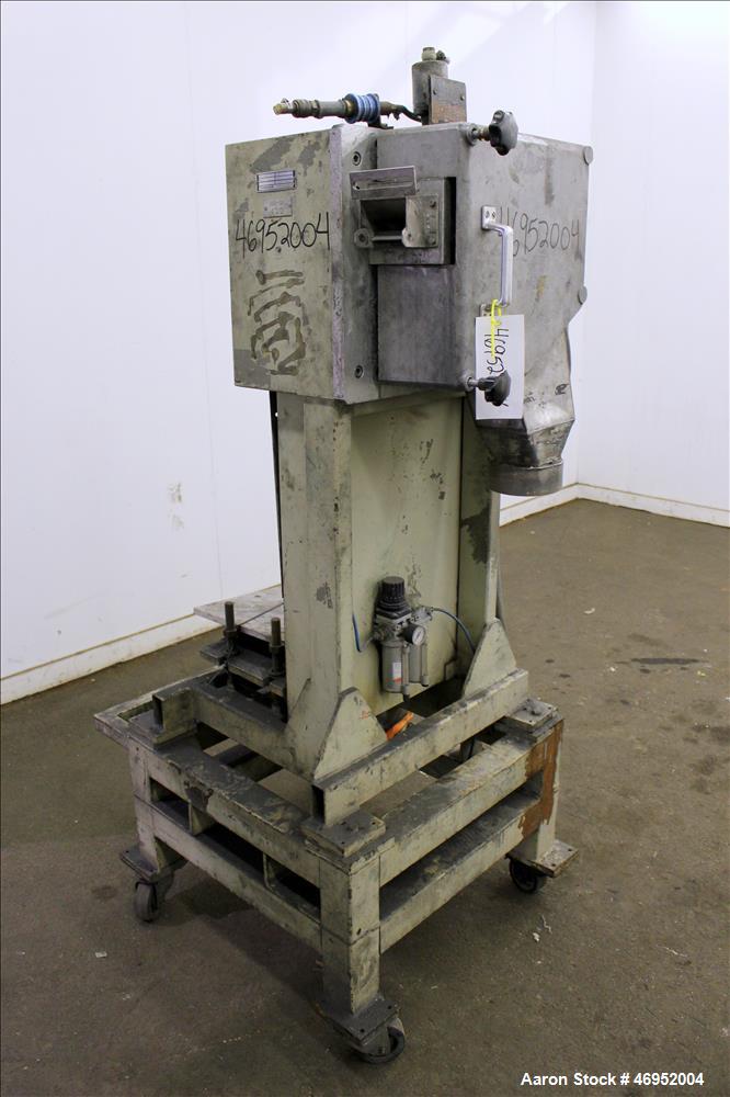 Used Scheer Pelletizer, Model SGS 100-E. 100mm (3.93") Wide x 200mm (7.87") diameter (32) fixed blade rotor. (1) Metal, (1) rubber pull rolls. Requires an approximate 2.2kw (2.94hp) motor. Approximat...