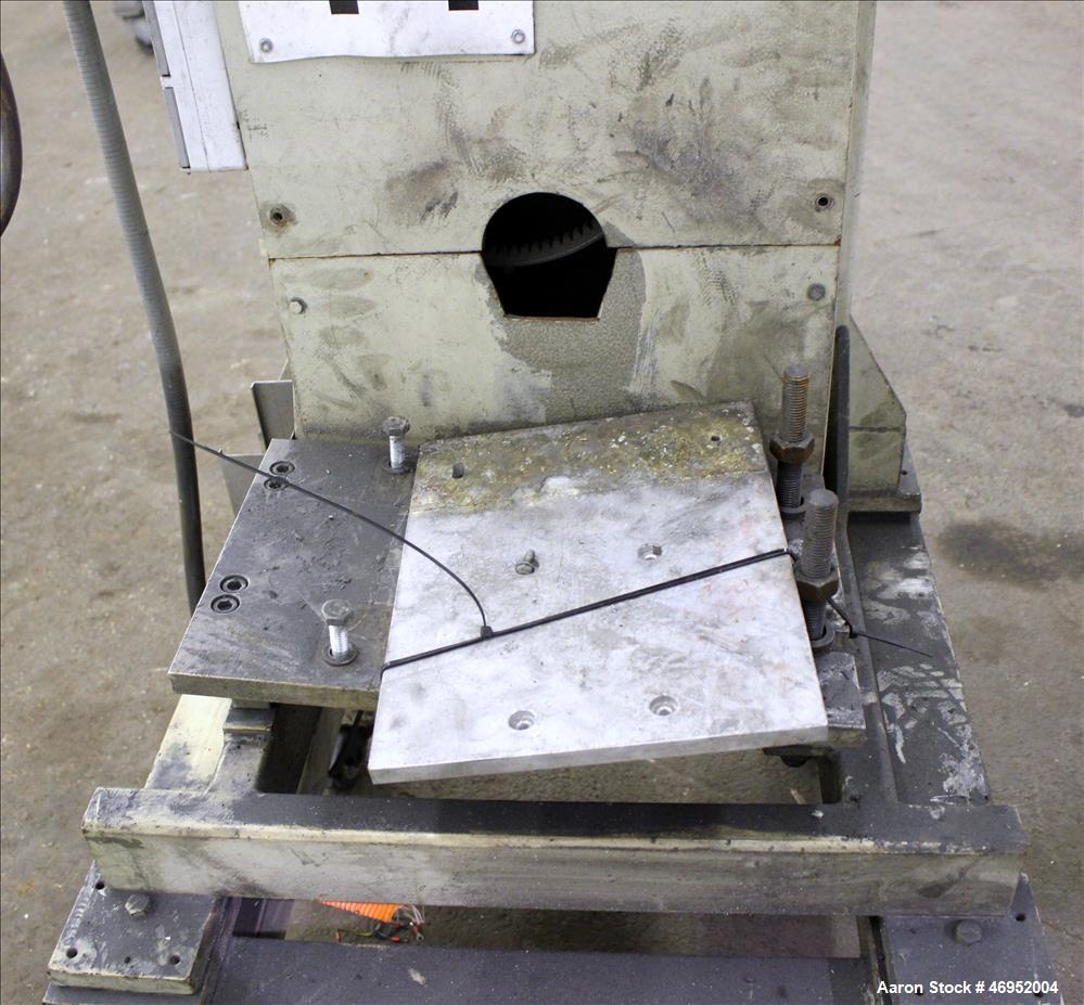 Used Scheer Pelletizer, Model SGS 100-E. 100mm (3.93") Wide x 200mm (7.87") diameter (32) fixed blade rotor. (1) Metal, (1) rubber pull rolls. Requires an approximate 2.2kw (2.94hp) motor. Approximat...